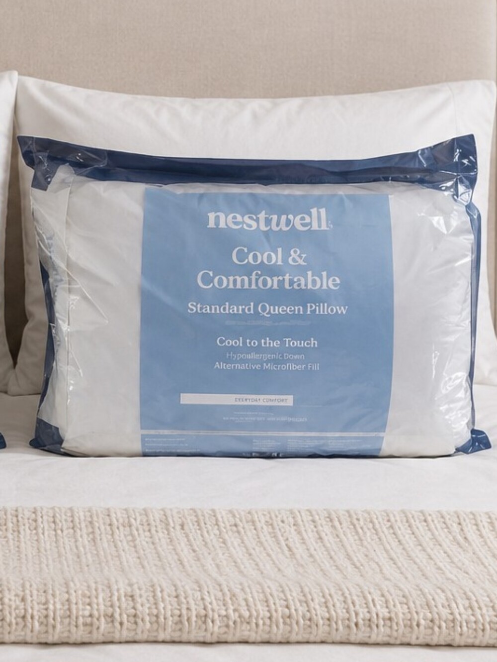 New Nestwell Cool & Comfortable Standard/Queen Pillow -Medium Support.